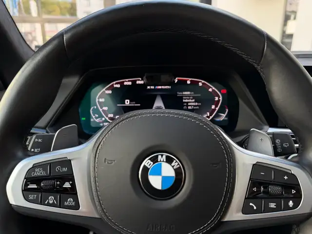 BMW X5 M view 15