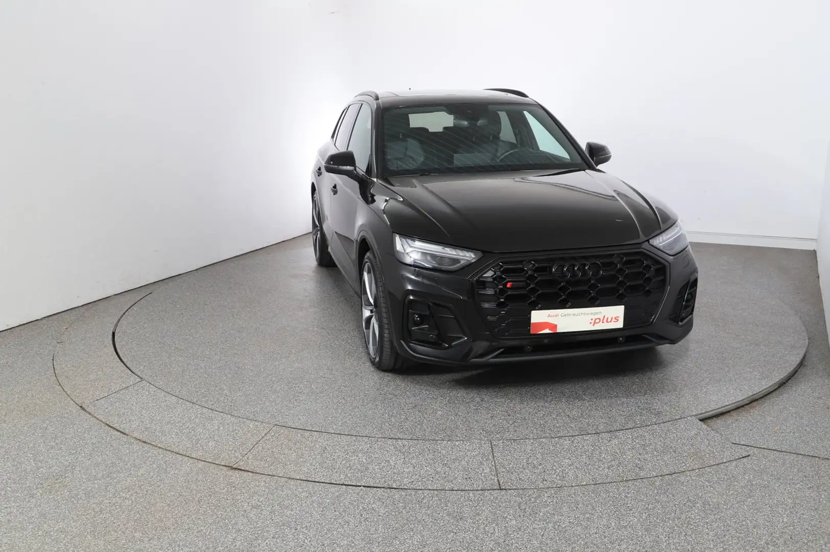 Audi SQ5 TDI quattro Schwarz - 2