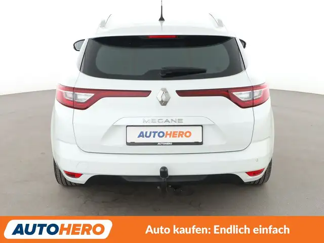 Renault Megane view 5