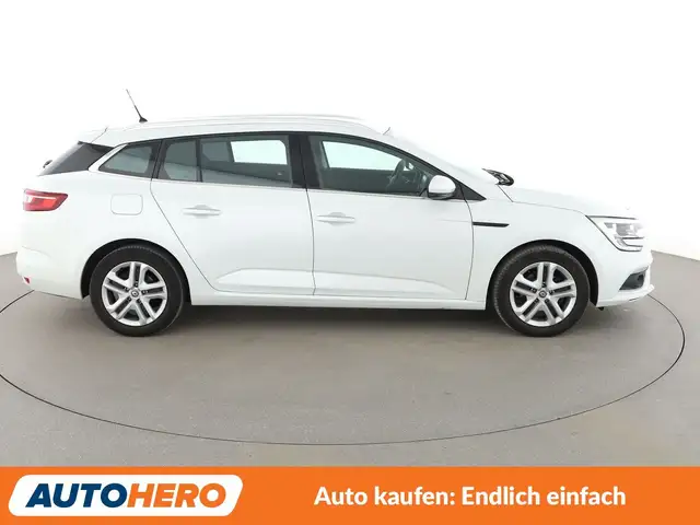 Renault Megane view 7