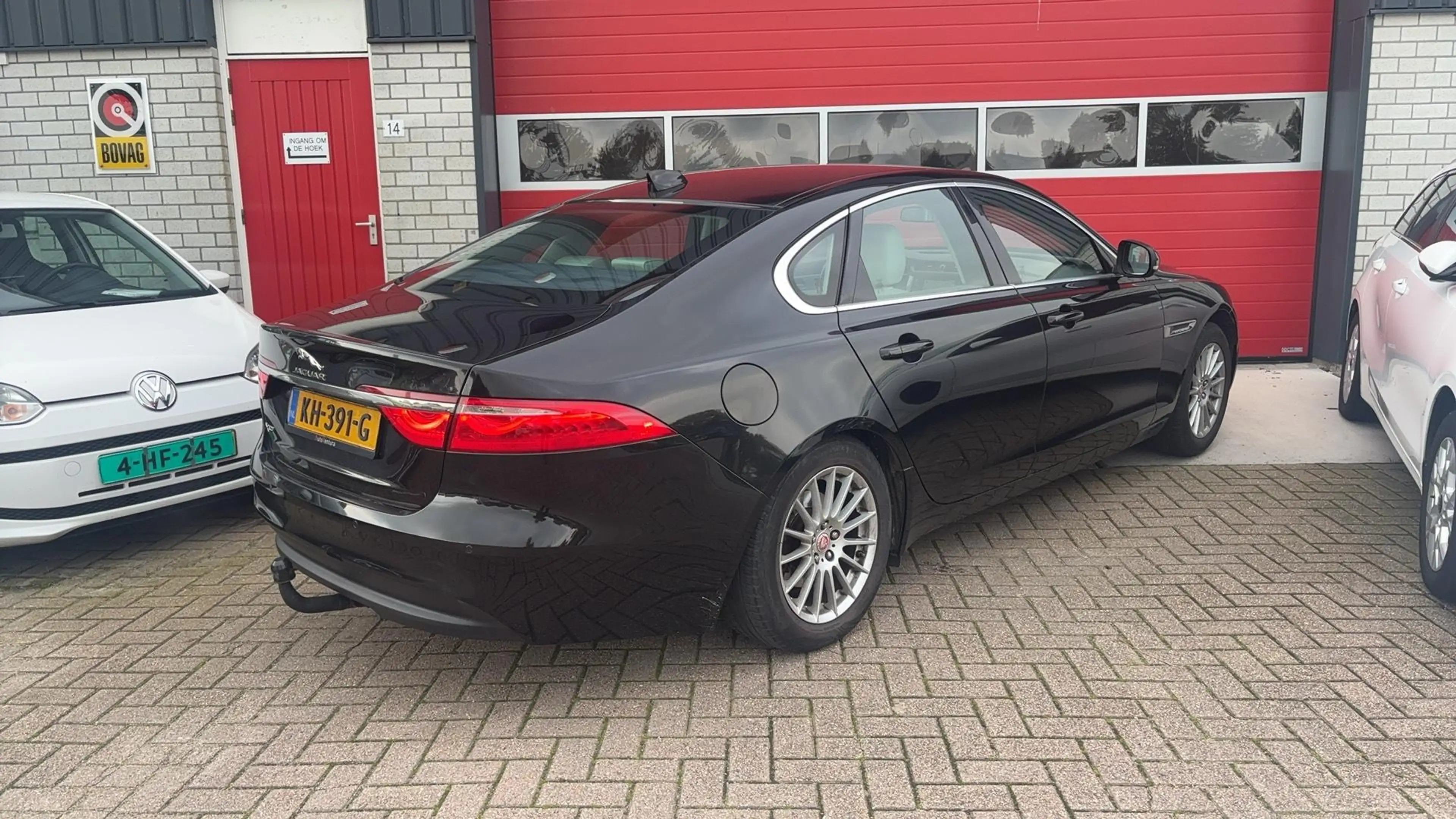 Jaguar XF 2.0d Portfolio DEALER OH / TREKHAAK / XENON / NAVI — photo 2