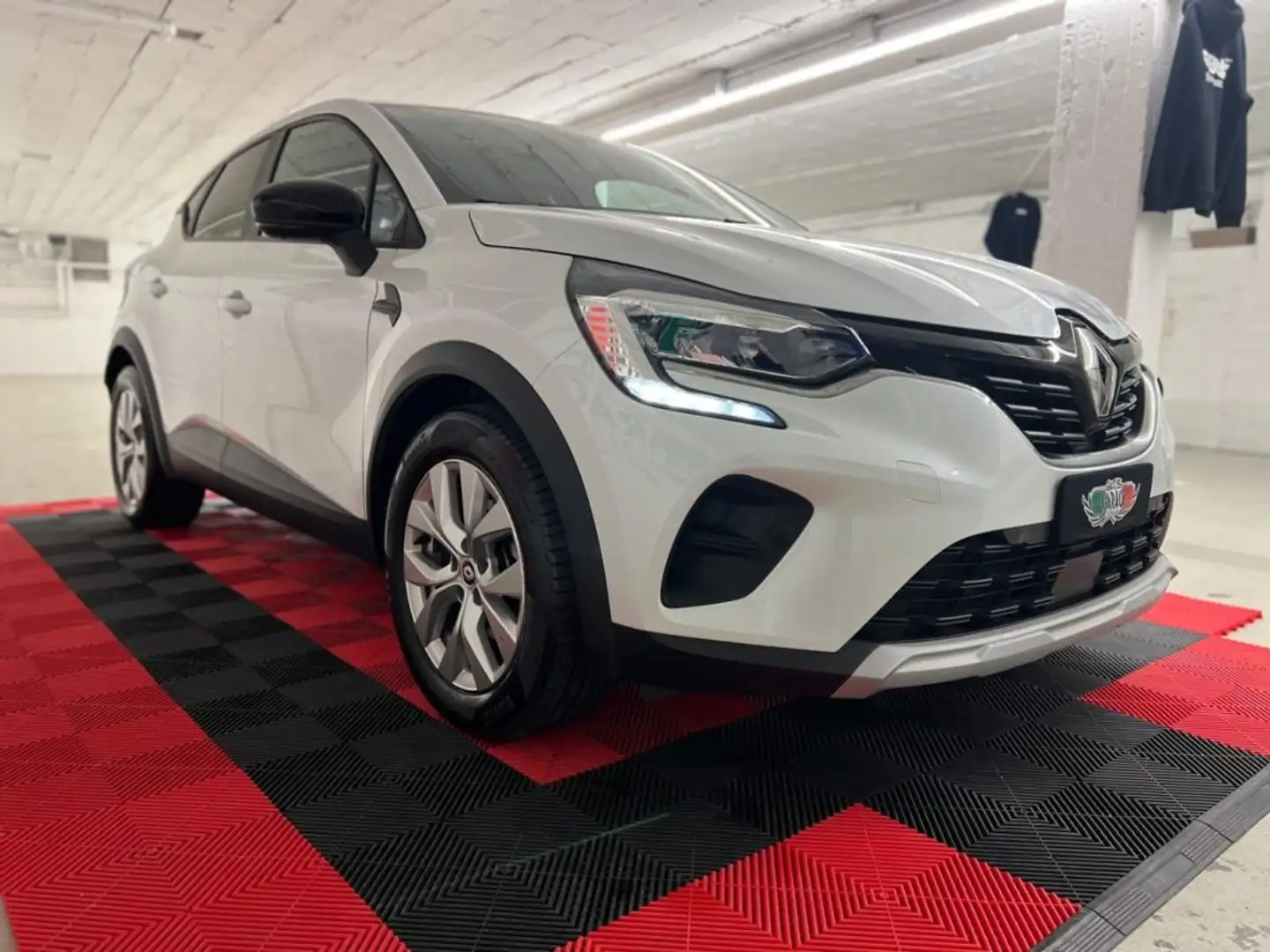 Renault Captur UNICOPROPRIETARIO - PARI NUOVO - IVA ESPOSTA Blanc - 2