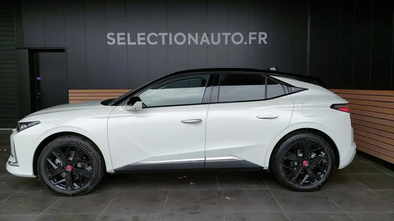 DS Automobiles DS 4 2022