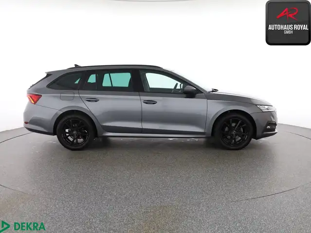 Skoda Octavia view 6