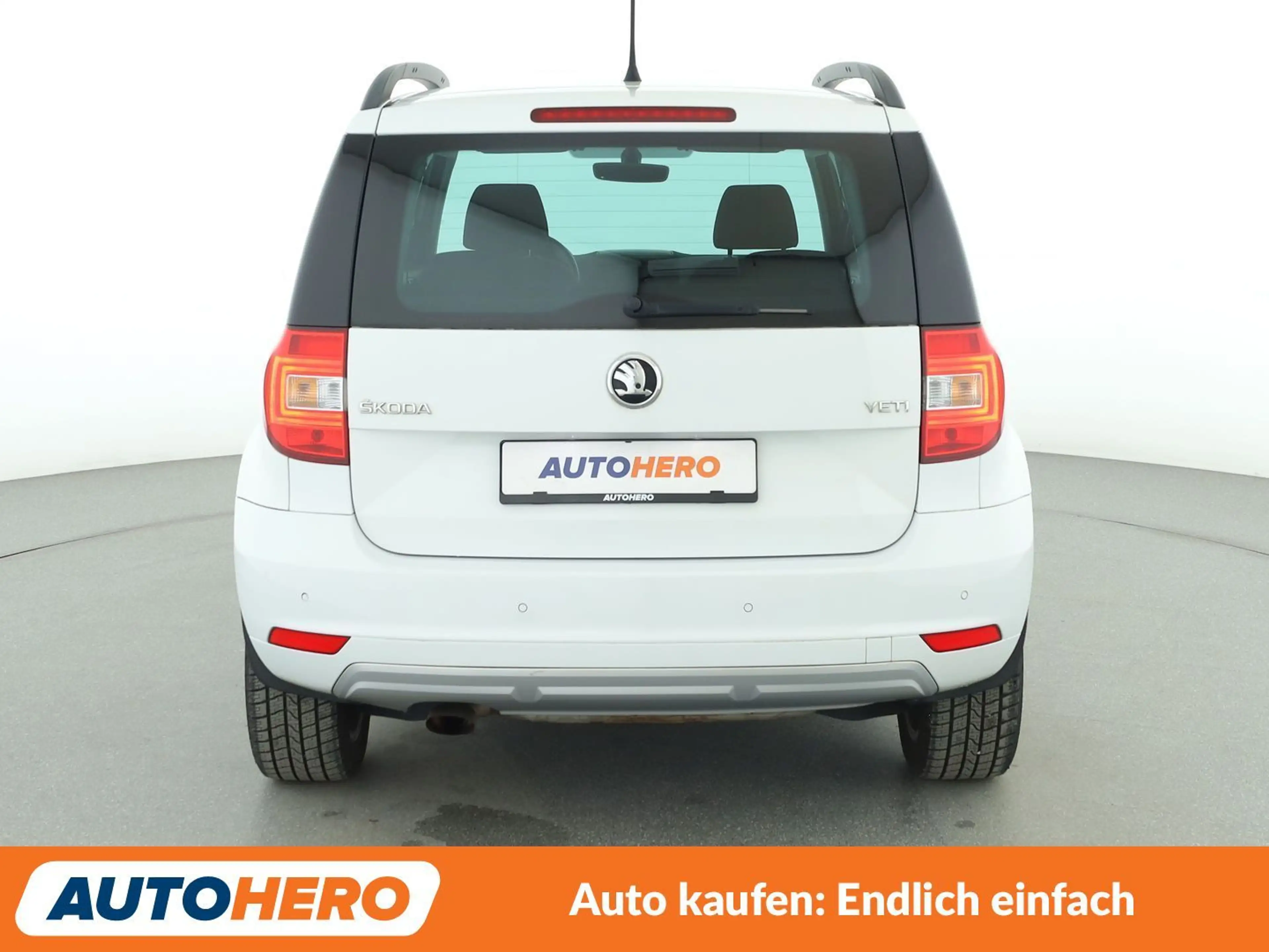 Skoda Yeti 1.2 TSI Drive*XENON*TEMPO*PDC*SHZ*BLUEOOTH* — photo 5