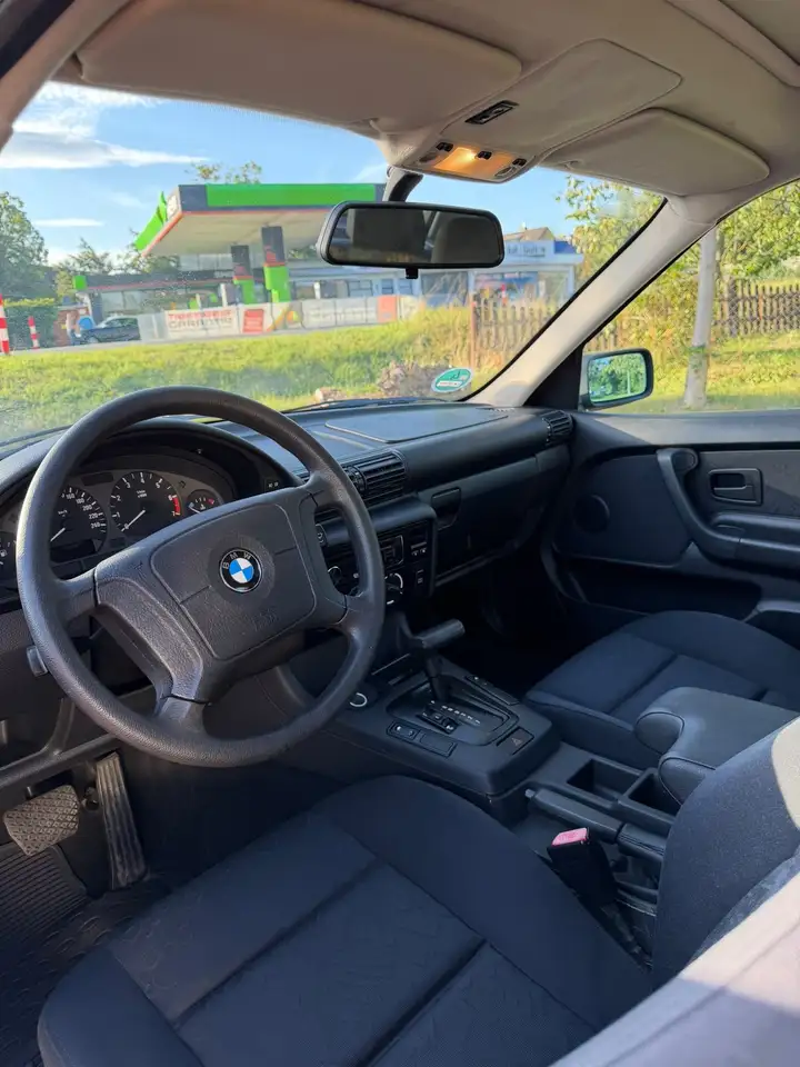 BMW 316i compact, foto 8