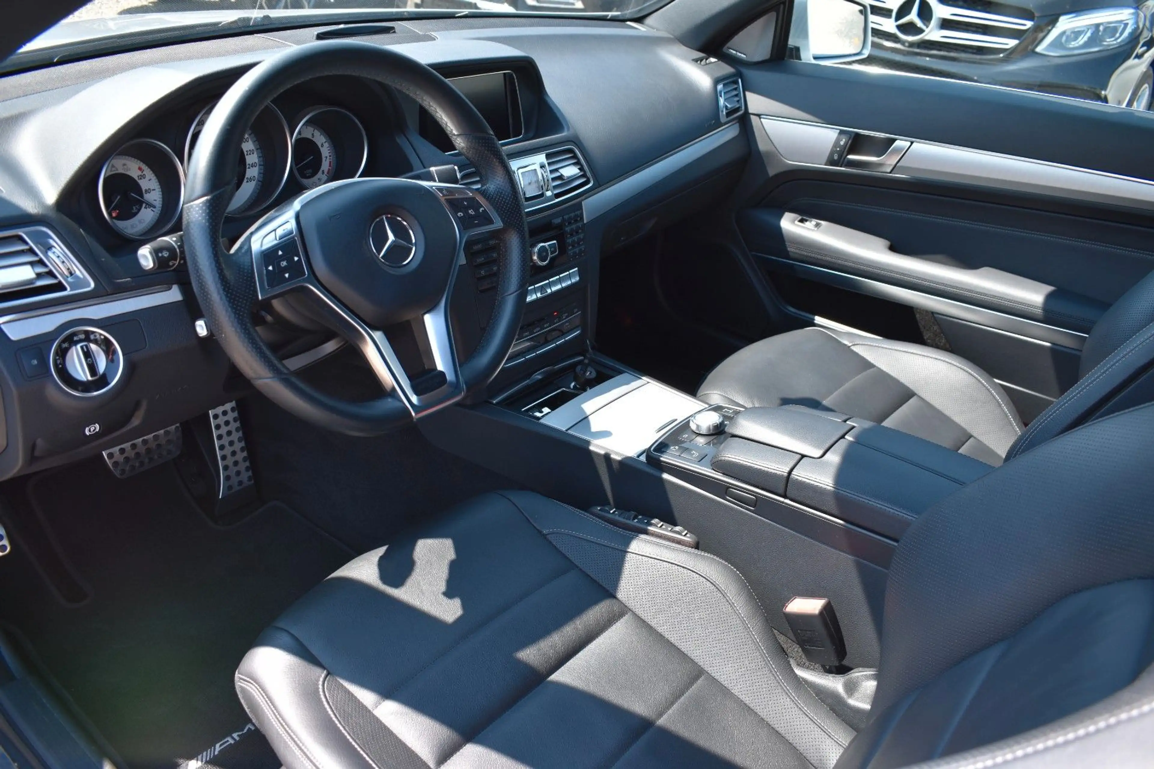 Mercedes-Benz E 350 Cabrio /AMG Line /Harman Kardon/LED/Kamera — photo 10