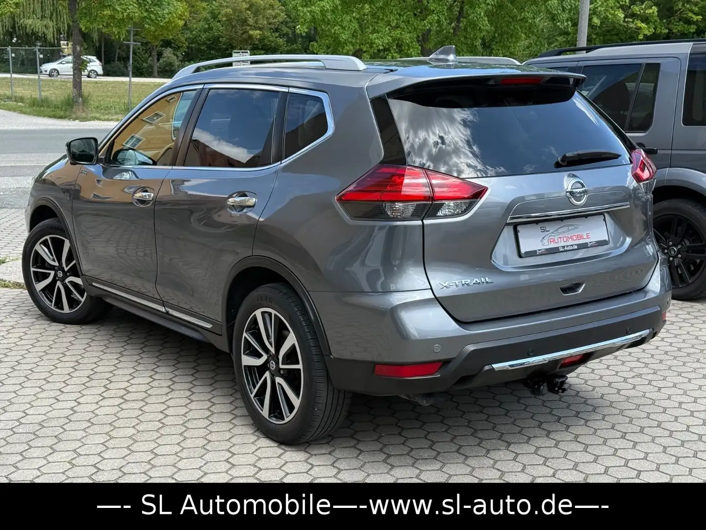 Nissan X-Trail 2.0 dCi A. Tekna 4x4 Leder Navi  Kam Pan Grigio - 2
