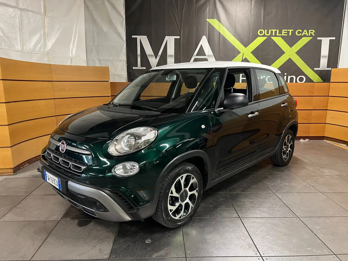 Fiat 500L Cross 1.4 95cv my19 Verde - 1