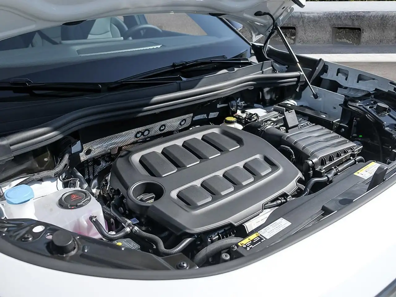 Volkswagen Tiguan снимка Volkswagen Tiguan