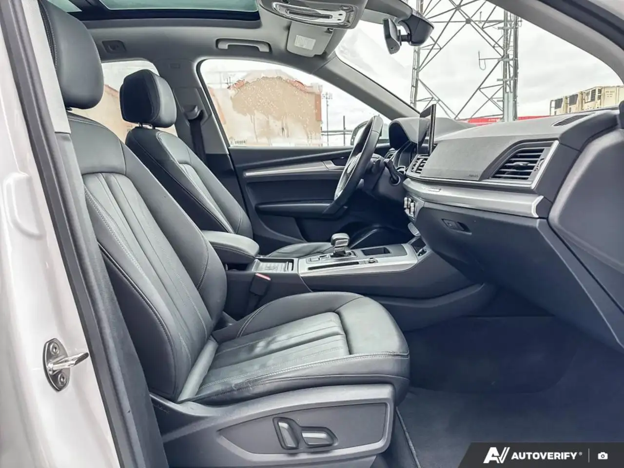 Audi Q5 снимка Audi Q5