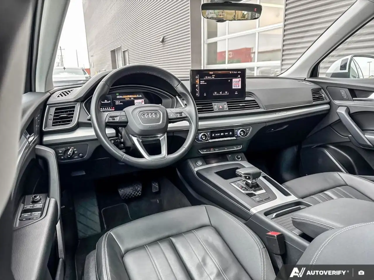 Audi Q5 снимка Audi Q5
