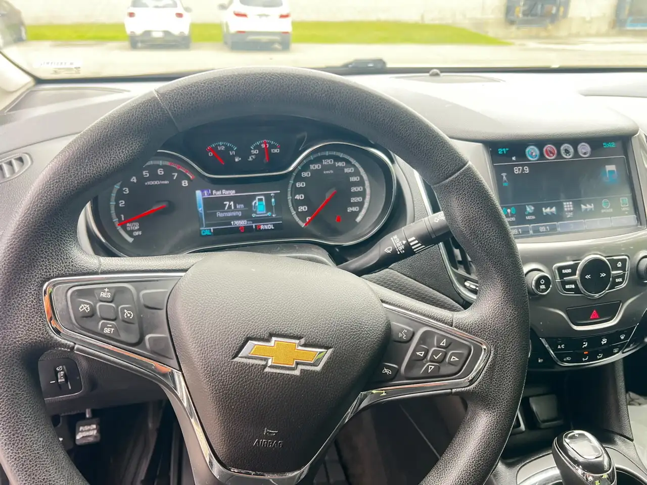 Chevrolet Cruze снимка Chevrolet Cruze