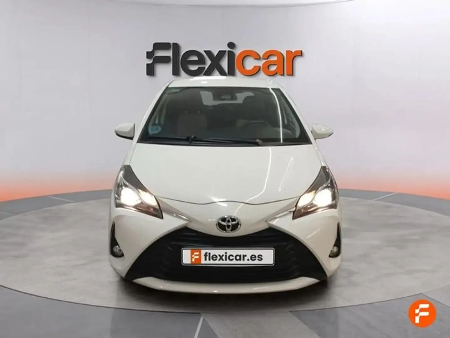 Toyota Yaris 1.5 Active Tech Blanco - 2