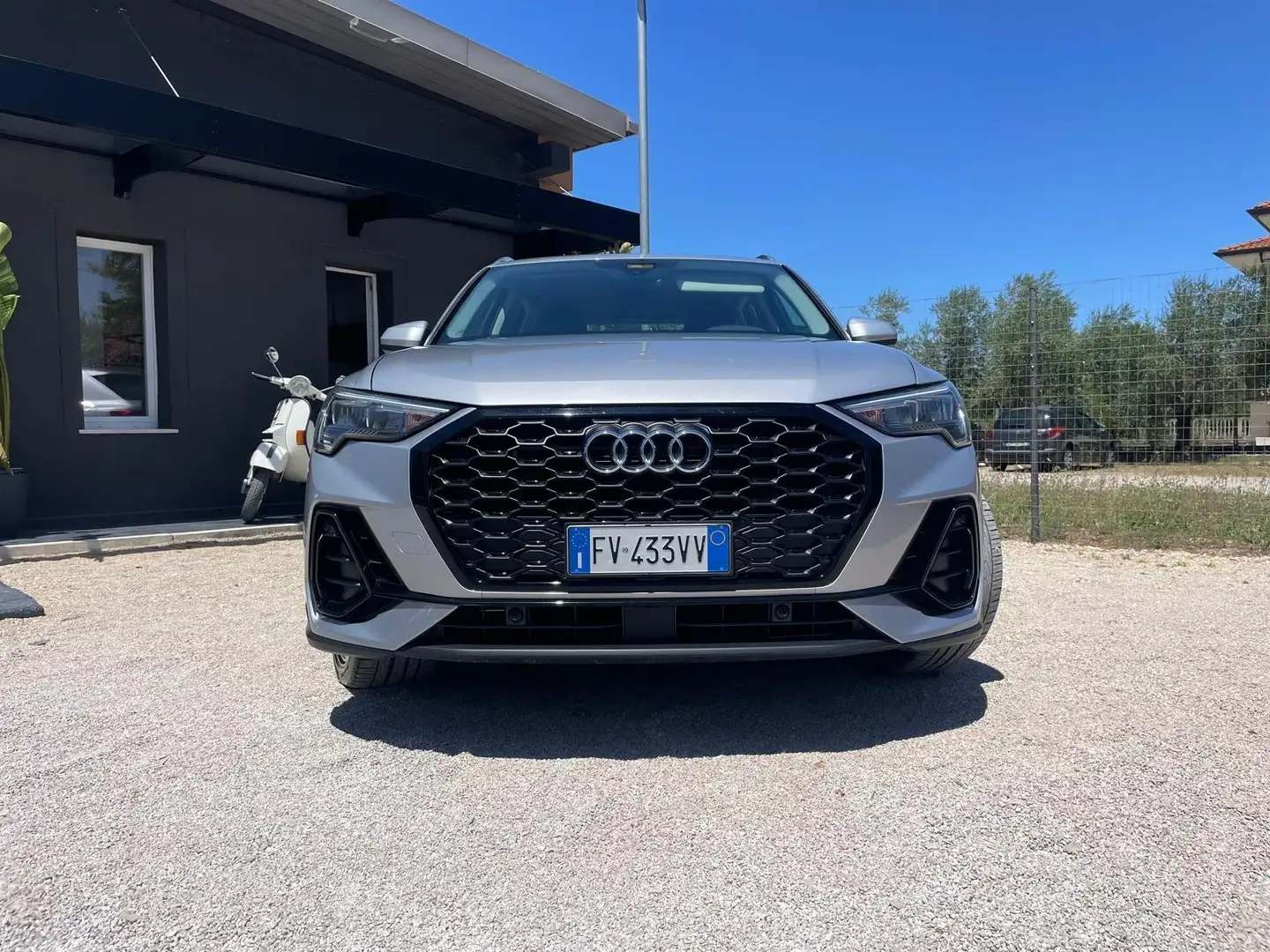 Audi Q3 Q3 40 2.0 tdi Business quattro 190cv s-tronic Argento - 2