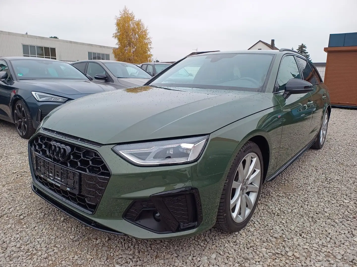 Audi A4 Avant 35 TDI S line, Navi, LED, AHK, PDC Grün - 1