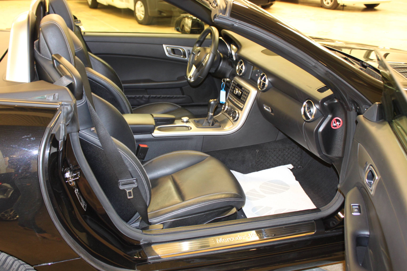 Mercedes-Benz SLK 200 SLK 200 BlueEfficiency *BRABUS EDITION*Navi*LED*Airscarf*Leder*18 Zoll Allwetterreifen* 255/35/18* — photo 12