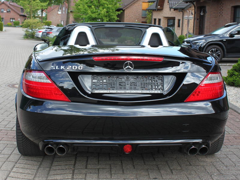 Mercedes-Benz SLK 200 SLK 200 BlueEfficiency *BRABUS EDITION*Navi*LED*Airscarf*Leder*18 Zoll Allwetterreifen* 255/35/18* — photo 3