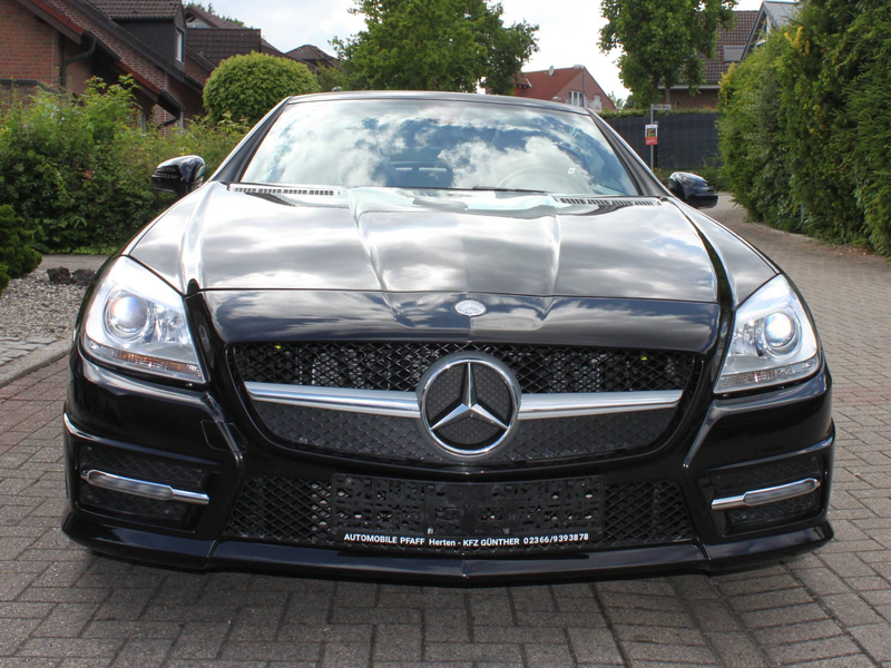 Mercedes-Benz SLK 200 SLK 200 BlueEfficiency *BRABUS EDITION*Navi*LED*Airscarf*Leder*18 Zoll Allwetterreifen* 255/35/18* — photo 2