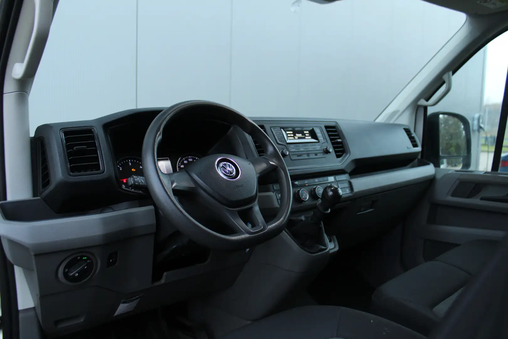 Volkswagen Crafter 35 2.0 TDI L3H3 Comfortline | Trekhaak | Bluetooth Wit - 2