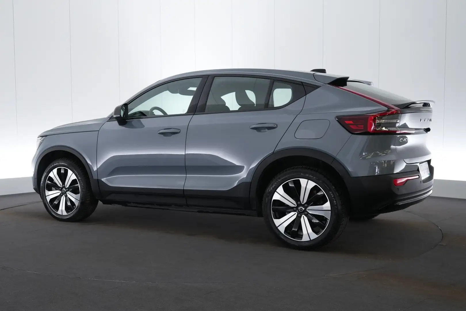 Volvo C40 Recharge Twin Launch Ed. LEDER/ALCANTARA LED GPS P Gris - 1