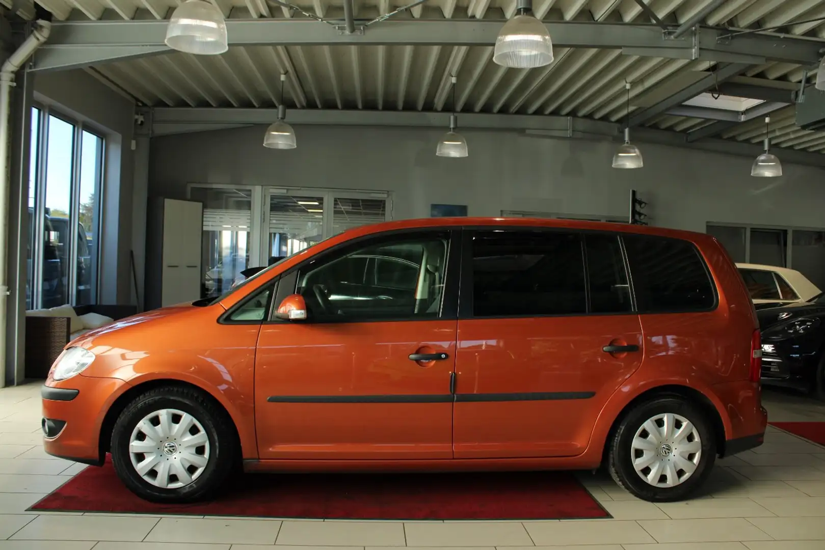 Volkswagen Touran Conceptline TUEV bis 05.2026* AHK*KLIMA Rouge - 2