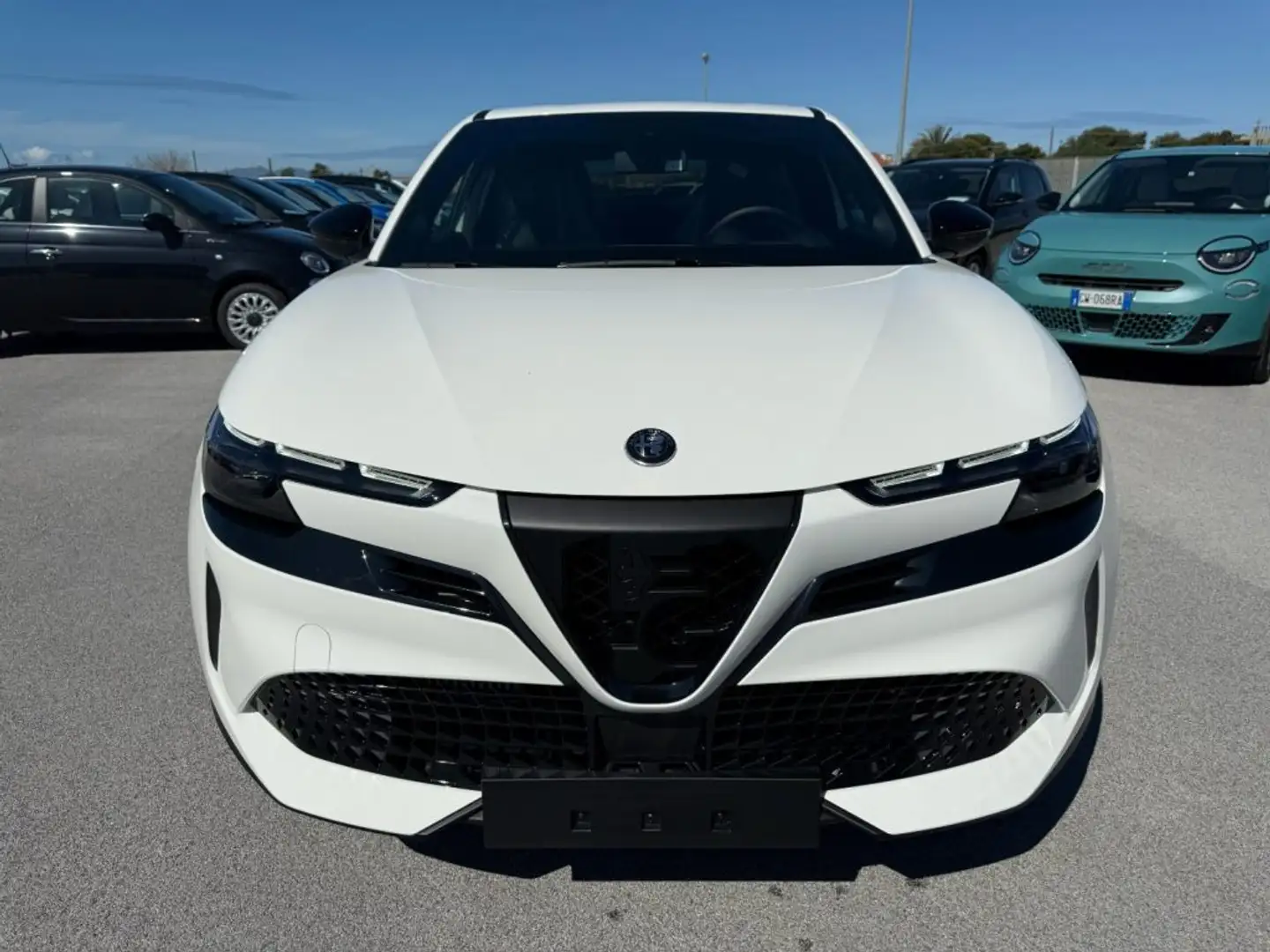 Alfa Romeo Junior 1.2 136 CV Hybrid eDCT6 Speciale Blanc - 2