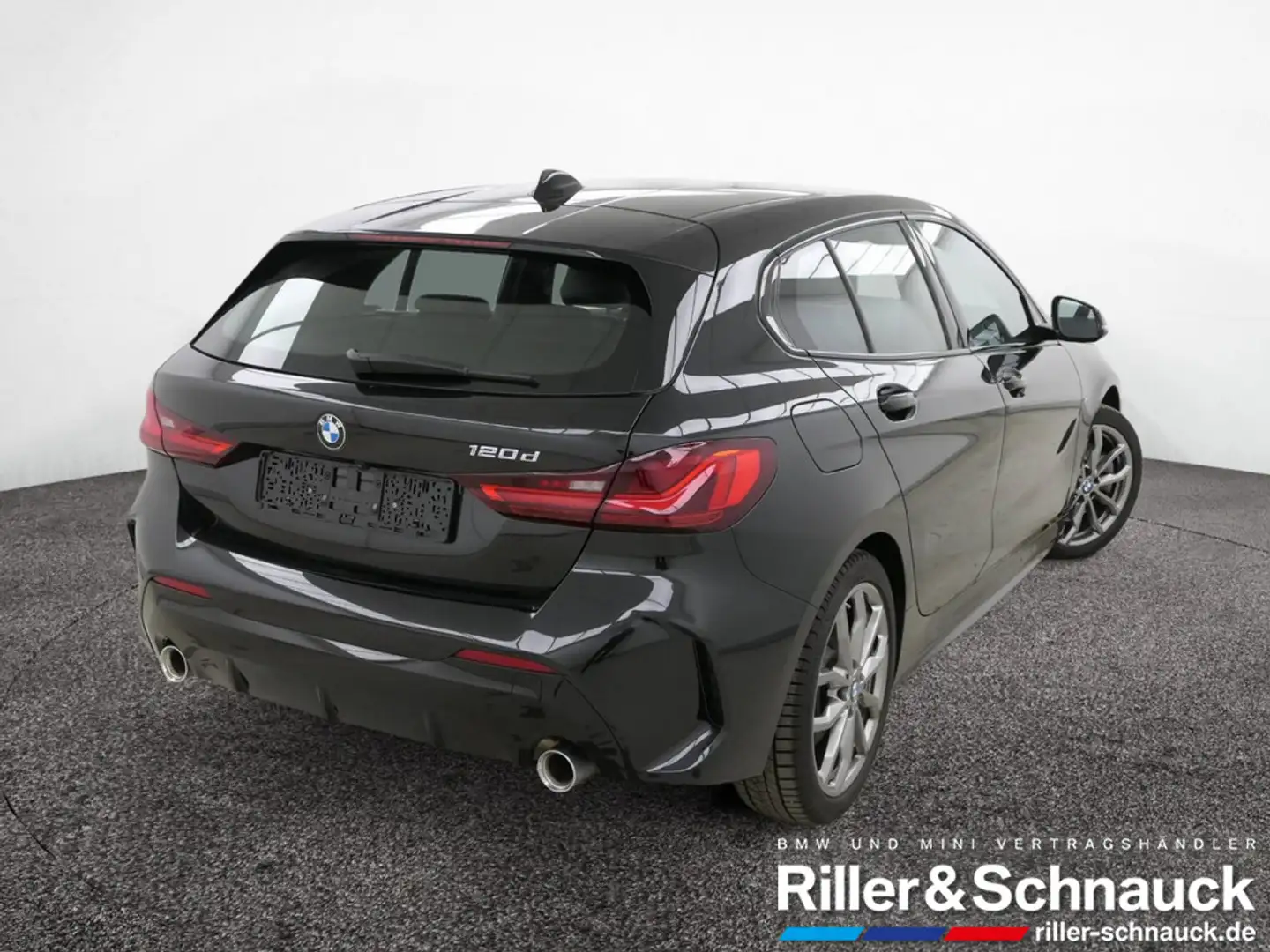 BMW 120 d M Sport LED+NAVI+KAM+SHZG Schwarz - 2