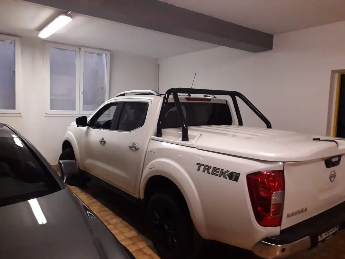 Nissan Navara 2.3 dci d.cab Tekna 4wd 190cv auto E6 Bianco - 2