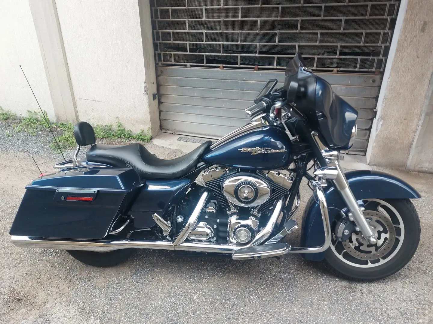 Harley-Davidson Street Glide Albastru - 2