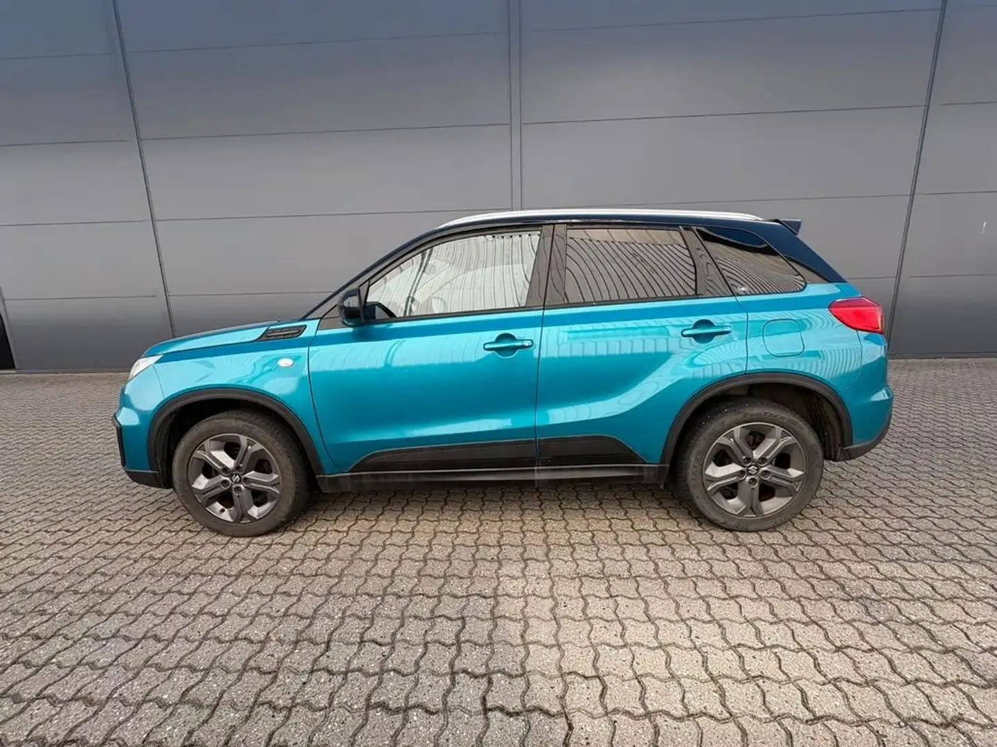 Suzuki Vitara Vitara 1.6 (4x2) Comfort+ Bleu - 1