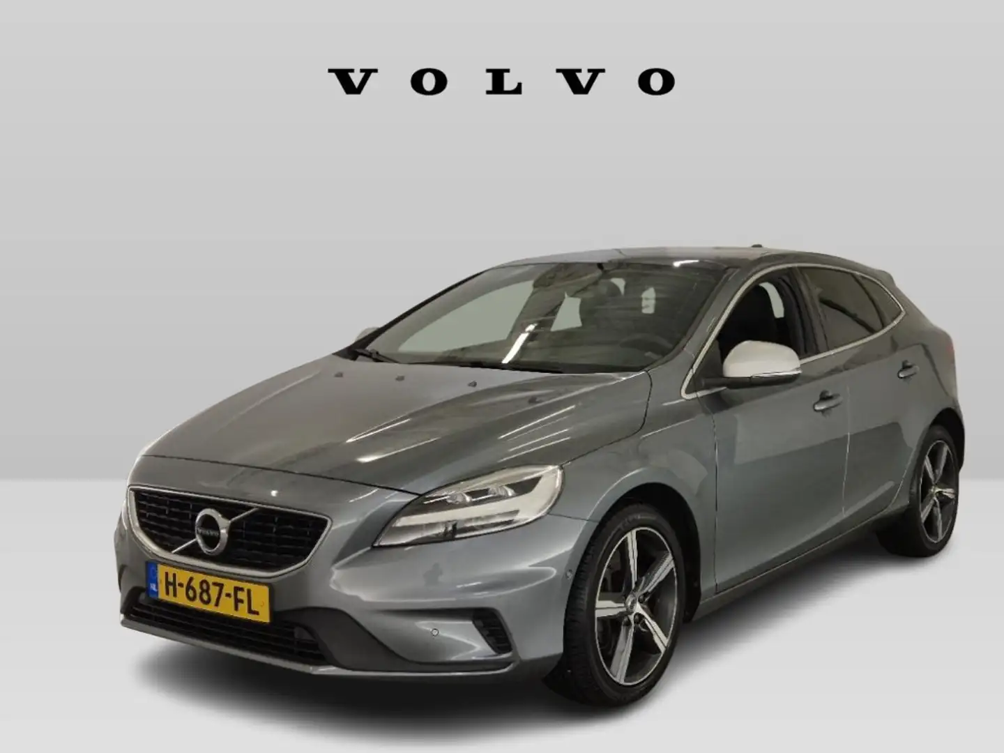 Volvo V40 1.5 T3 Polar+ Sport | Panoramadak | Stoelverwarmin Grijs - 2