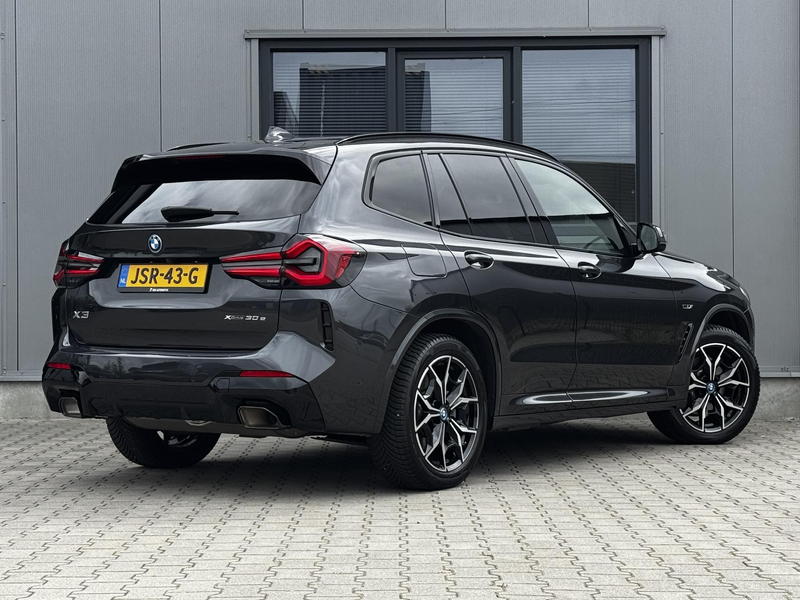 BMW X3 xDrive30e High Executive 292 PK | M Sport | Panora — photo 27
