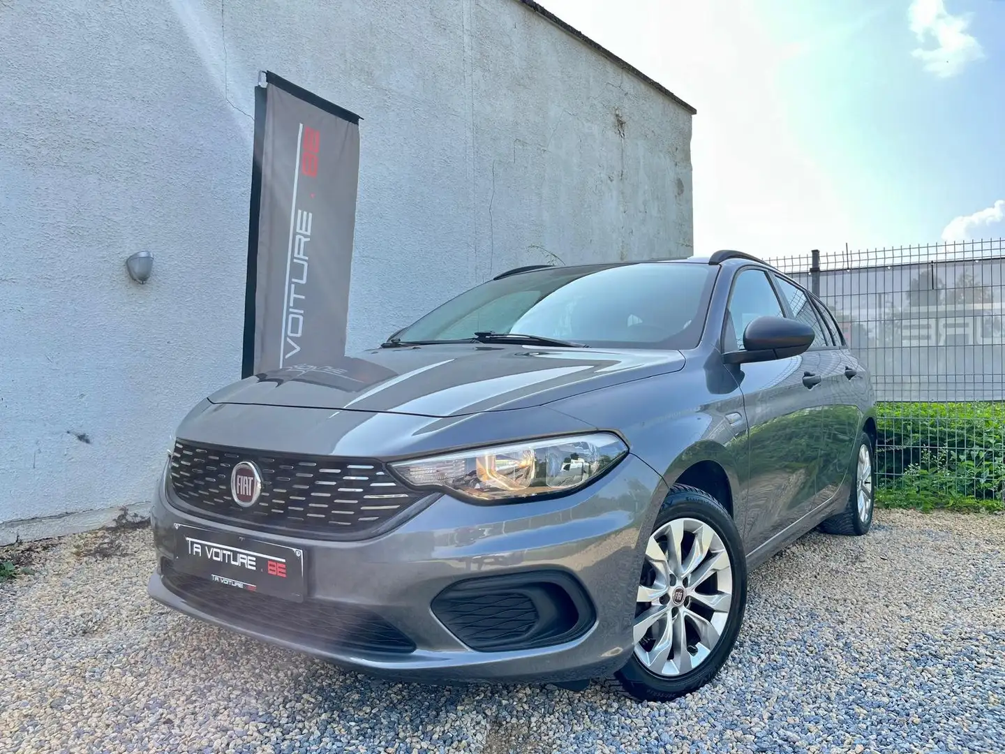 Fiat Tipo 1.4i Lounge BREAK/NAV/CLIMAUTO/SIEGES-CHAUFF/CRUIS Gris - 2
