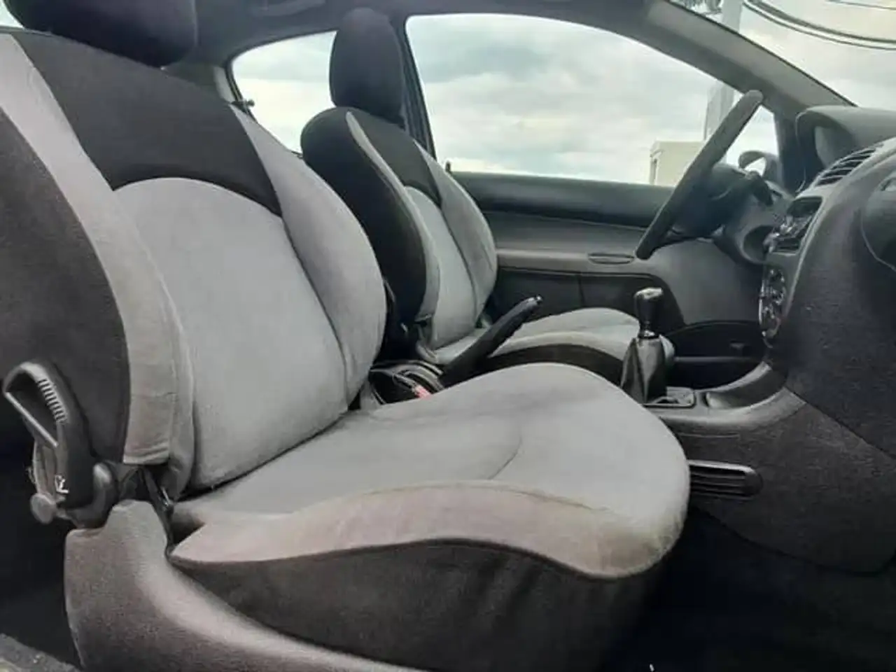Peugeot 206 1.6i XS, foto 2