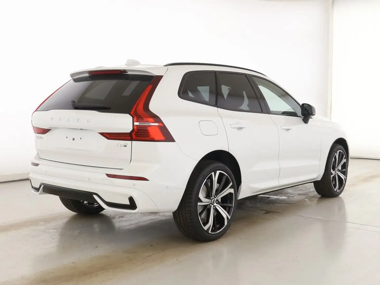Volvo XC60 T8 Ultra Dark Recharge Plug-In Hybrid AWD Weiß - 2