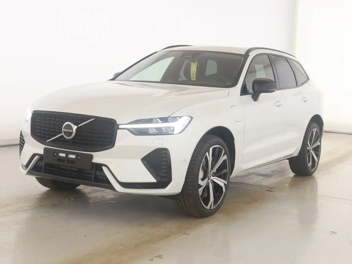 Volvo XC60 T8 Ultra Dark Recharge Plug-In Hybrid AWD Weiß - 1