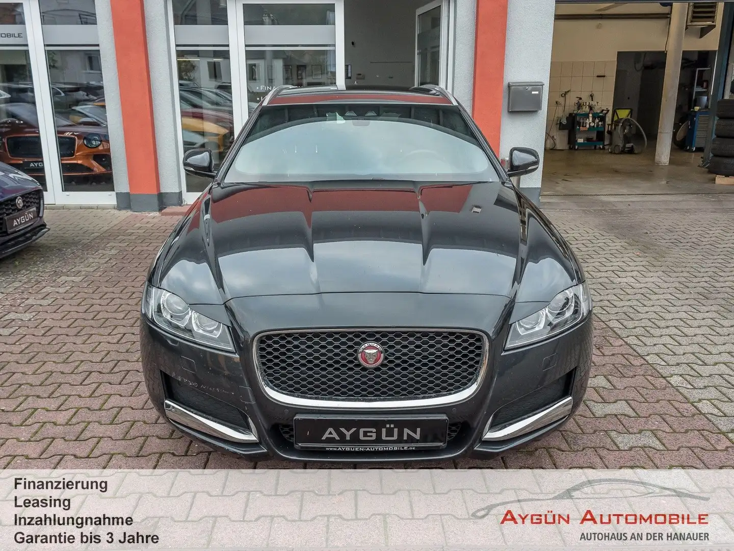 Jaguar XF 2,0D Portfolio Sportbrake *AHK*Panorama Grau - 2
