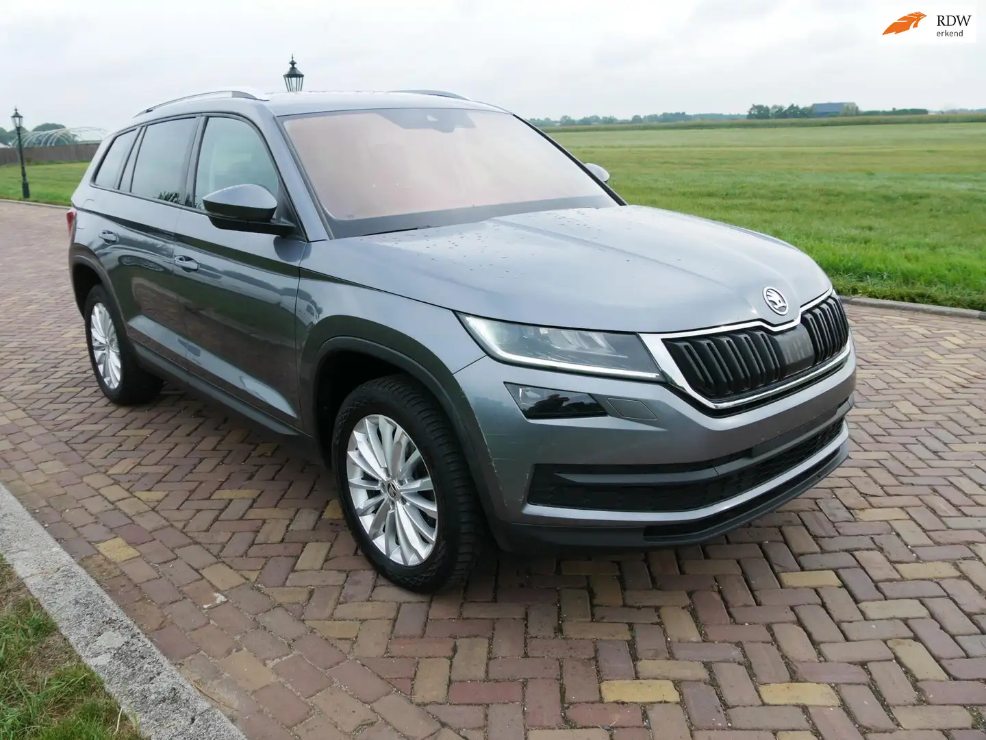 Skoda Kodiaq 2.0 TDI AMBITION DSG 7-SEATS NAV CAMERA CLIMA . ** Gris - 1