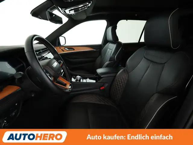 Jeep Grand Cherokee view 10
