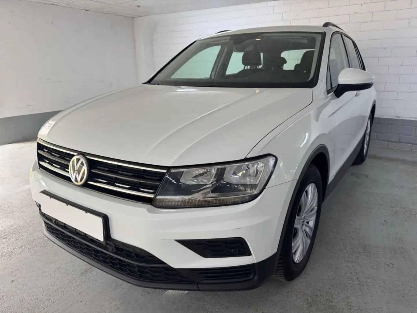 Volkswagen Tiguan 1.5 TSI Trendline  BMT St-St  1 Besitz Blanco - 2
