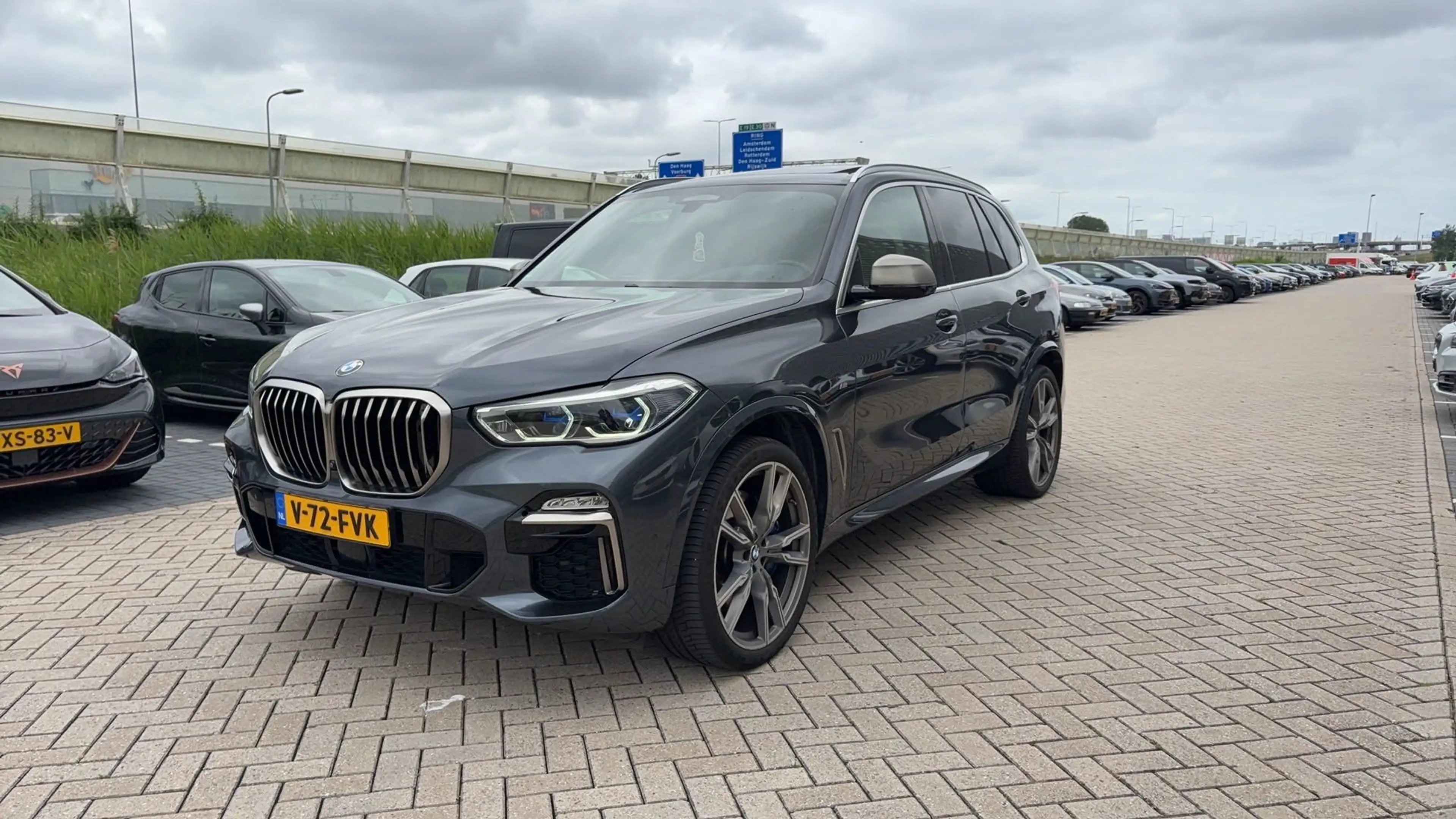 BMW X5 M50d High Executive GRIJS KENTKEN M-PAKKET BTW-aut — photo 2