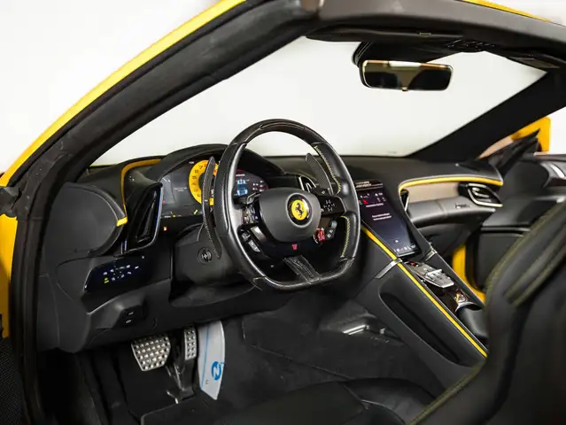 Ferrari Roma view 8