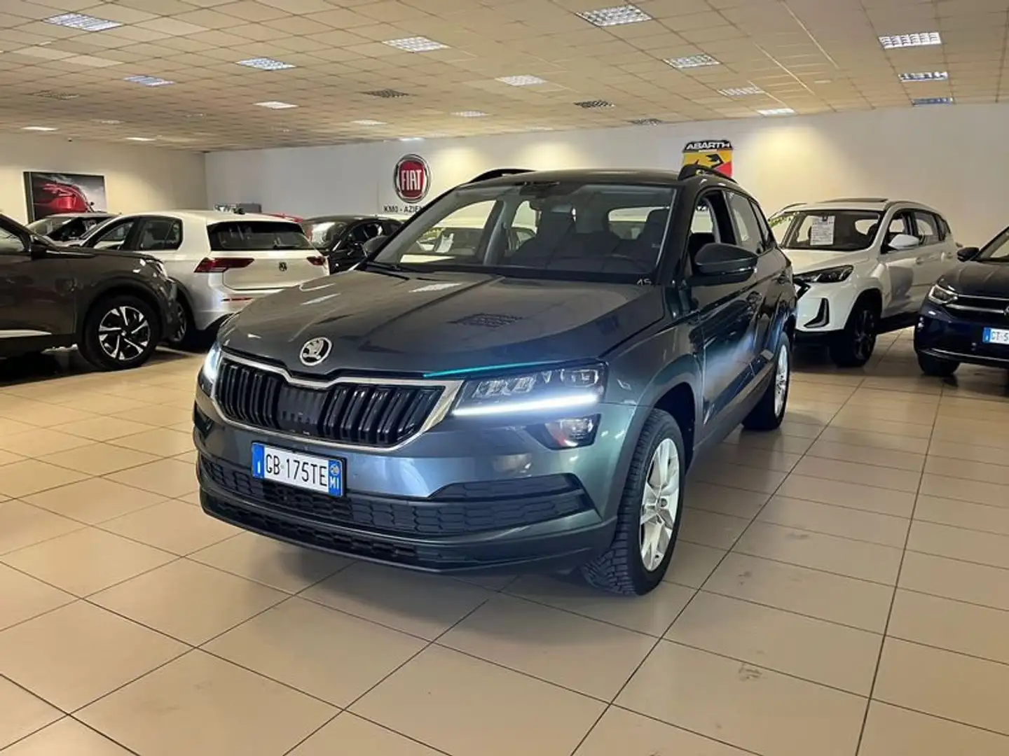 Skoda Karoq 1.0 TSI Ambition 115cv Grigio - 1
