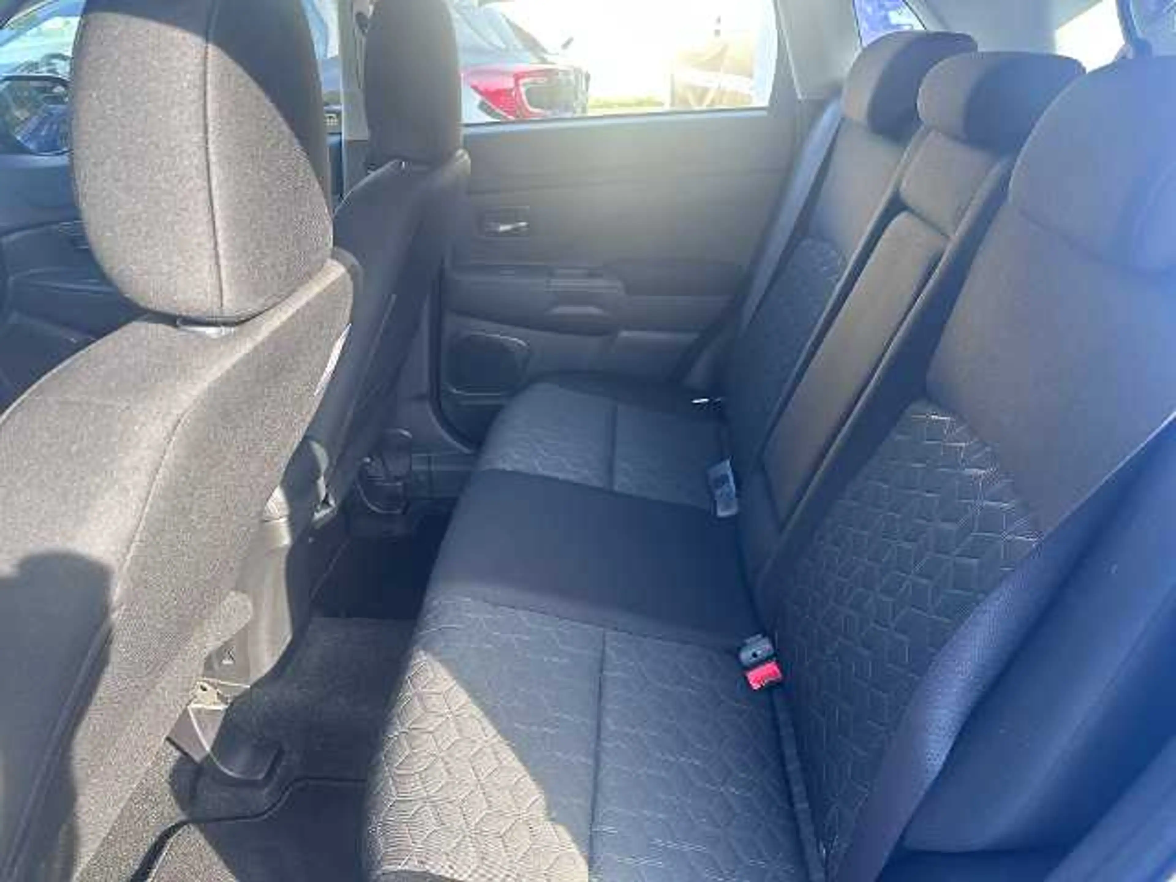 Mitsubishi ASX Intro Edition 2.0 MIVEC ClearTec 2WD 5-Gang — photo 5