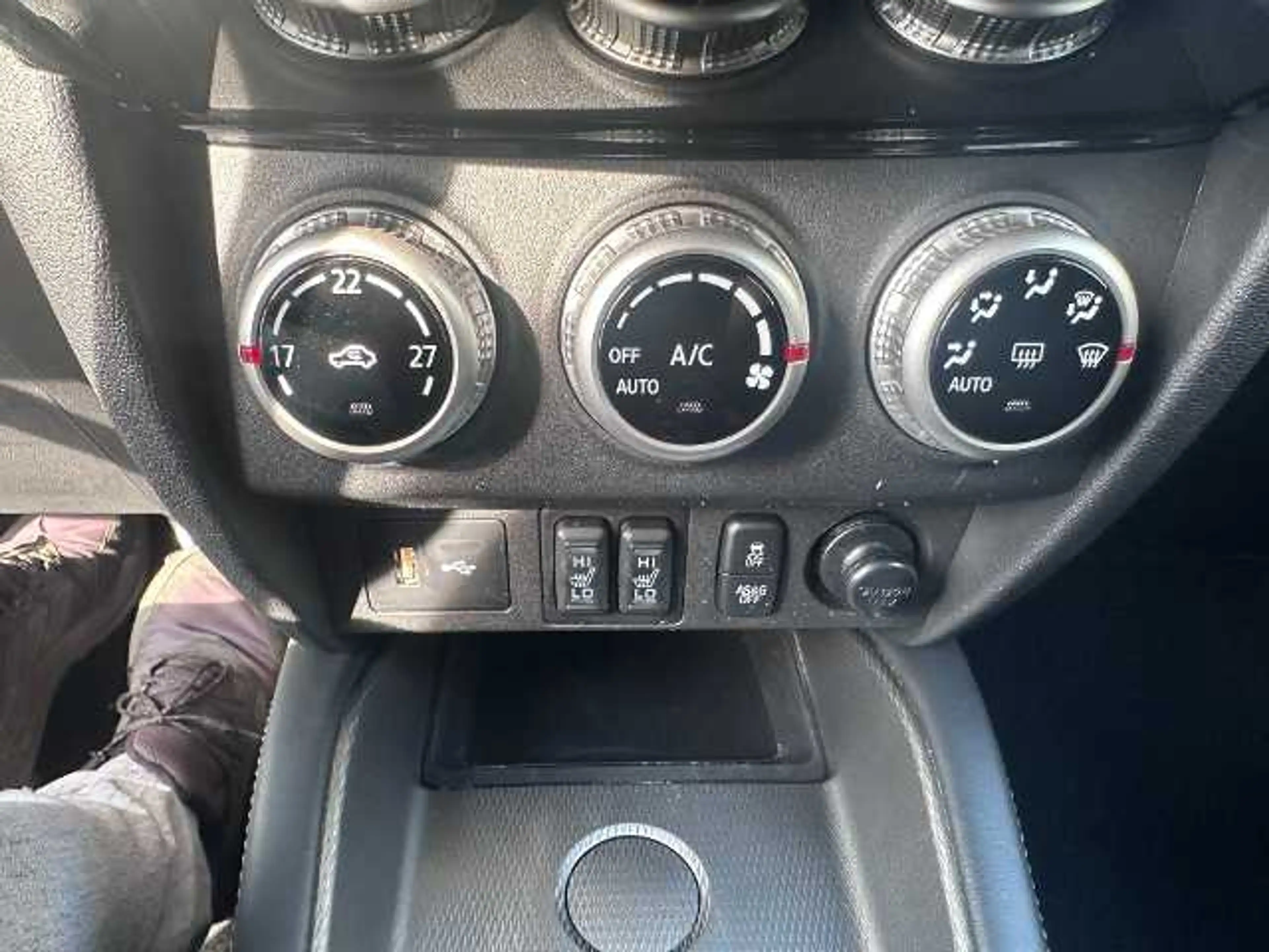 Mitsubishi ASX Intro Edition 2.0 MIVEC ClearTec 2WD 5-Gang — photo 10