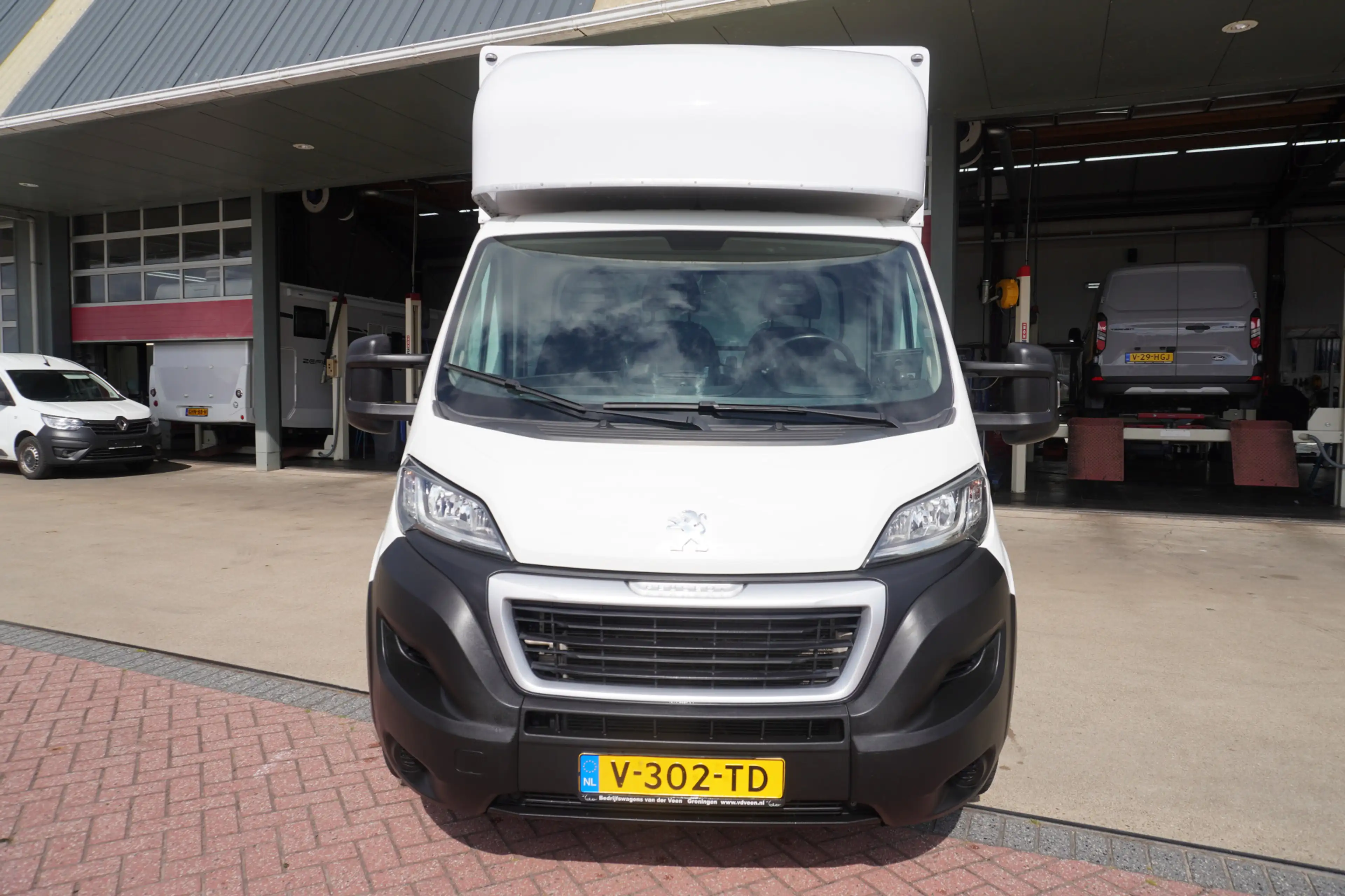 Peugeot Boxer 335 2.0 BlueHDI 131PK L3 Pro Meubelbak Airco | Cam — photo 10