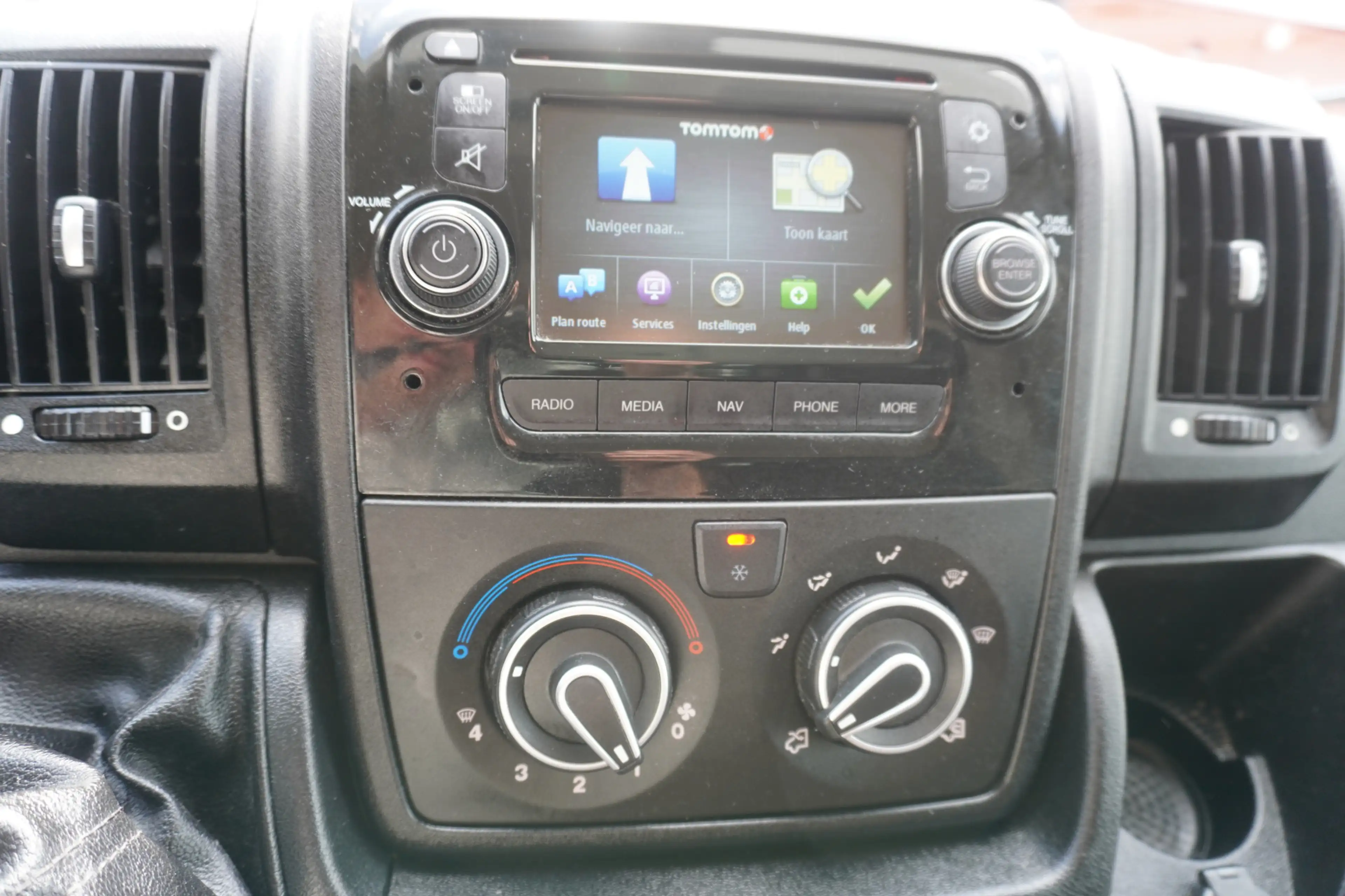 Peugeot Boxer 335 2.0 BlueHDI 131PK L3 Pro Meubelbak Airco | Cam — photo 16