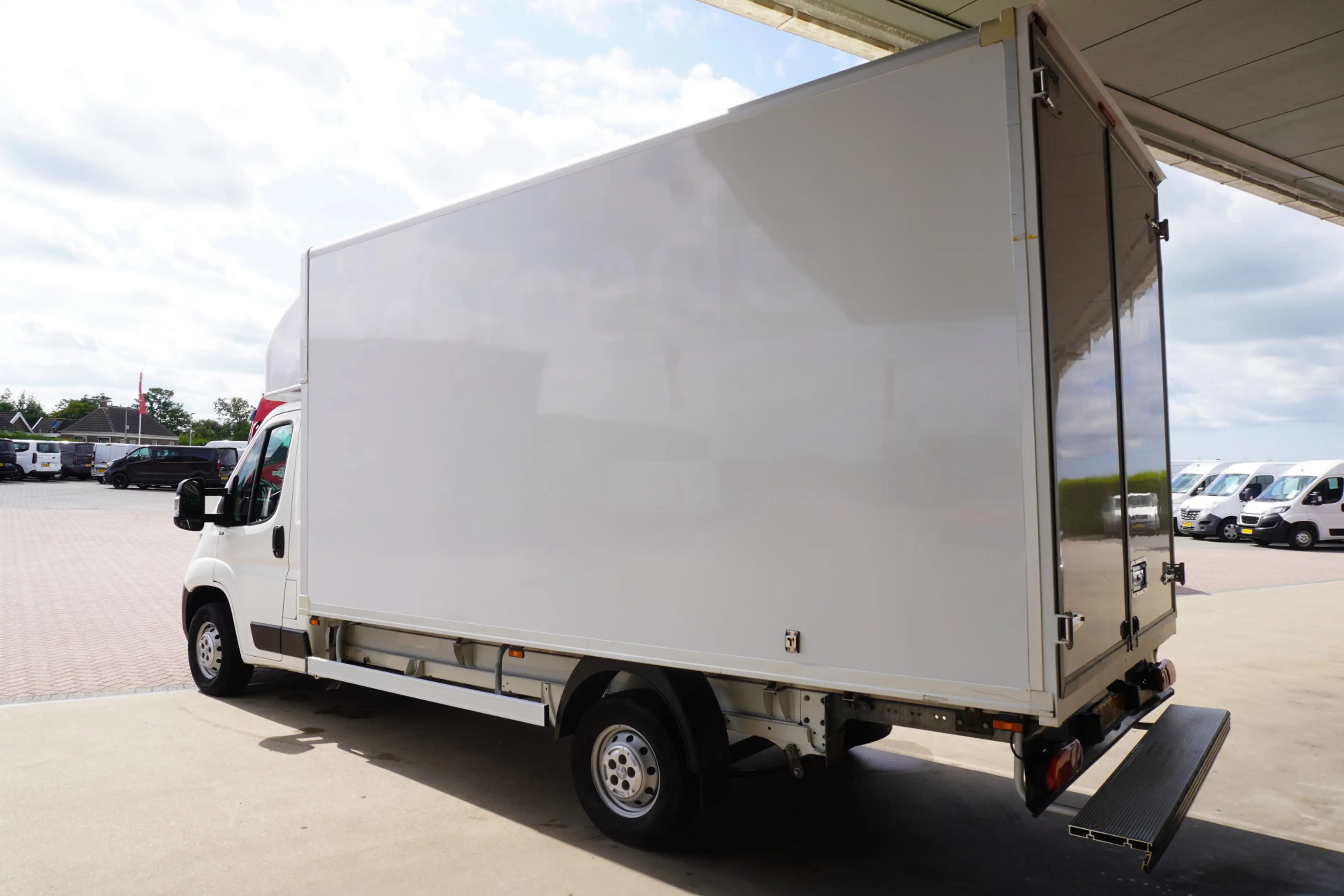Peugeot Boxer 335 2.0 BlueHDI 131PK L3 Pro Meubelbak Airco | Cam — photo 7