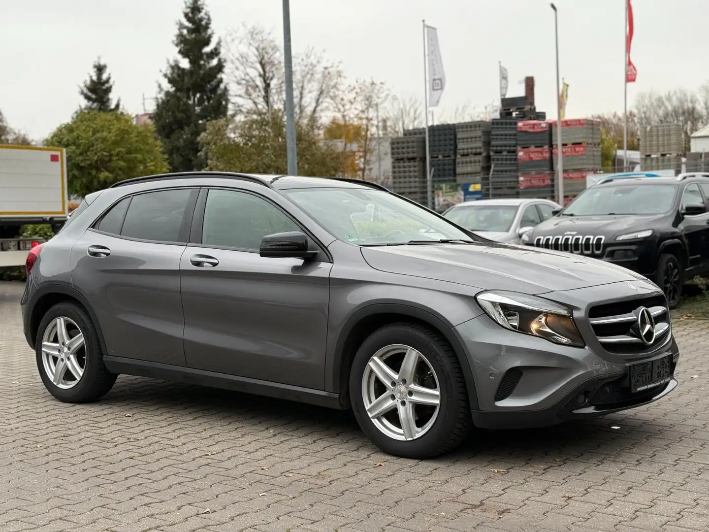 Mercedes-Benz GLA 200 CDI Auto. *Navi *AHK.4 Matic*Hu Gris - 1